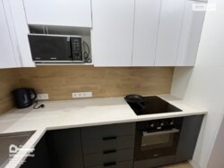 ������� �������� ³�������, ³�����, ����������, ���. 600-����, 3� ���� 9