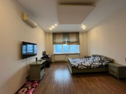 ������ 1-� �������� 55 ��. �������� ���. �. ������� 10, ����� �� ���������. ���� 3