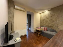 ������ 1-� �������� 55 ��. �������� ���. �. ������� 10, ����� �� ���������. ���� 6