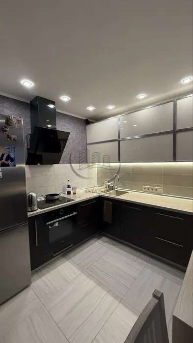 ���� 2 ������� ��������, �� ��������� ���� 1