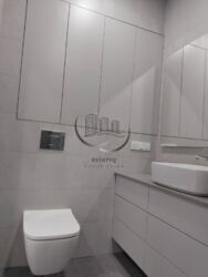 ���� 1 ������� ��������, �� �������������, ���� 2