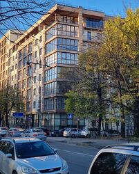 2� � �� Central House ���� 1