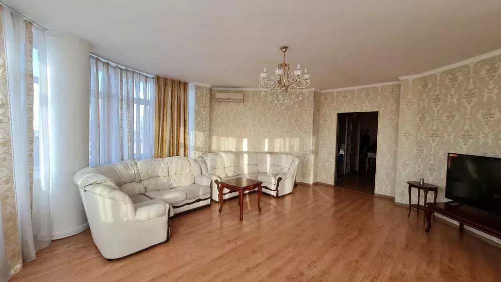 Здається квартира Київ, Шевченківський, вул. Дмитрівська, 75 фото 1 Здається квартира Київ, Шевченківський, вул. Дмитрівська, 75 фото 1