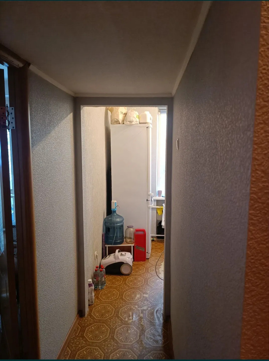   , , , 10  1