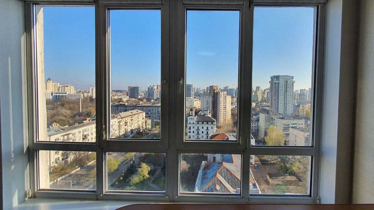 Здається квартира Київ, Ю. Іллєнка, 49 фото 1 Здається квартира Київ, Ю. Іллєнка, 49 фото 1