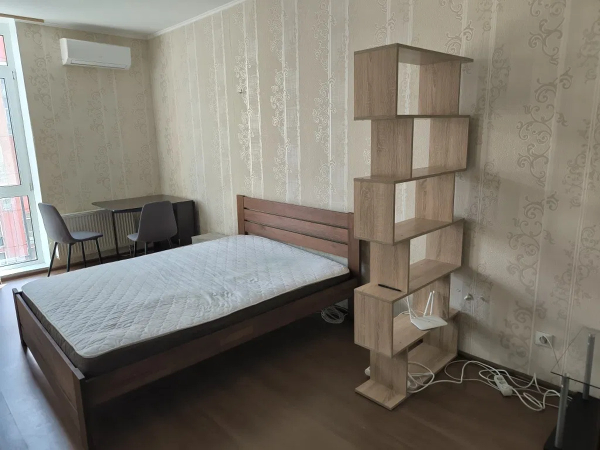 Здається квартира Київ, вул. Регенераторна, 4 фото 1 Здається квартира Київ, вул. Регенераторна, 4 фото 1
