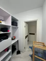   , ', . , 16  8