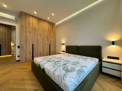 ������� �������� ������� �����������, 32-�, ���, ����������� ���� 18