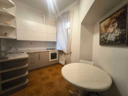 ������� �������� �. �������, 8, ��� ���� 1