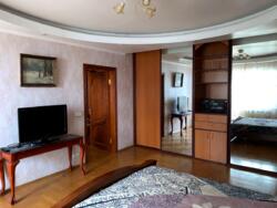 Здається квартира Київ, Бориса Гмирі, 1/2 фото 5 Здається квартира Київ, Бориса Гмирі, 1/2 фото 5