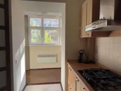   , , . , 10  7