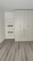   , ',   , 56  9