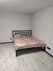   , , 8  2
