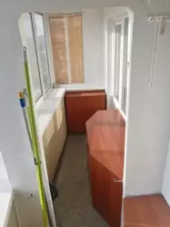   , ,  ' 1  8
