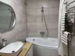   , ', .   , 38  9