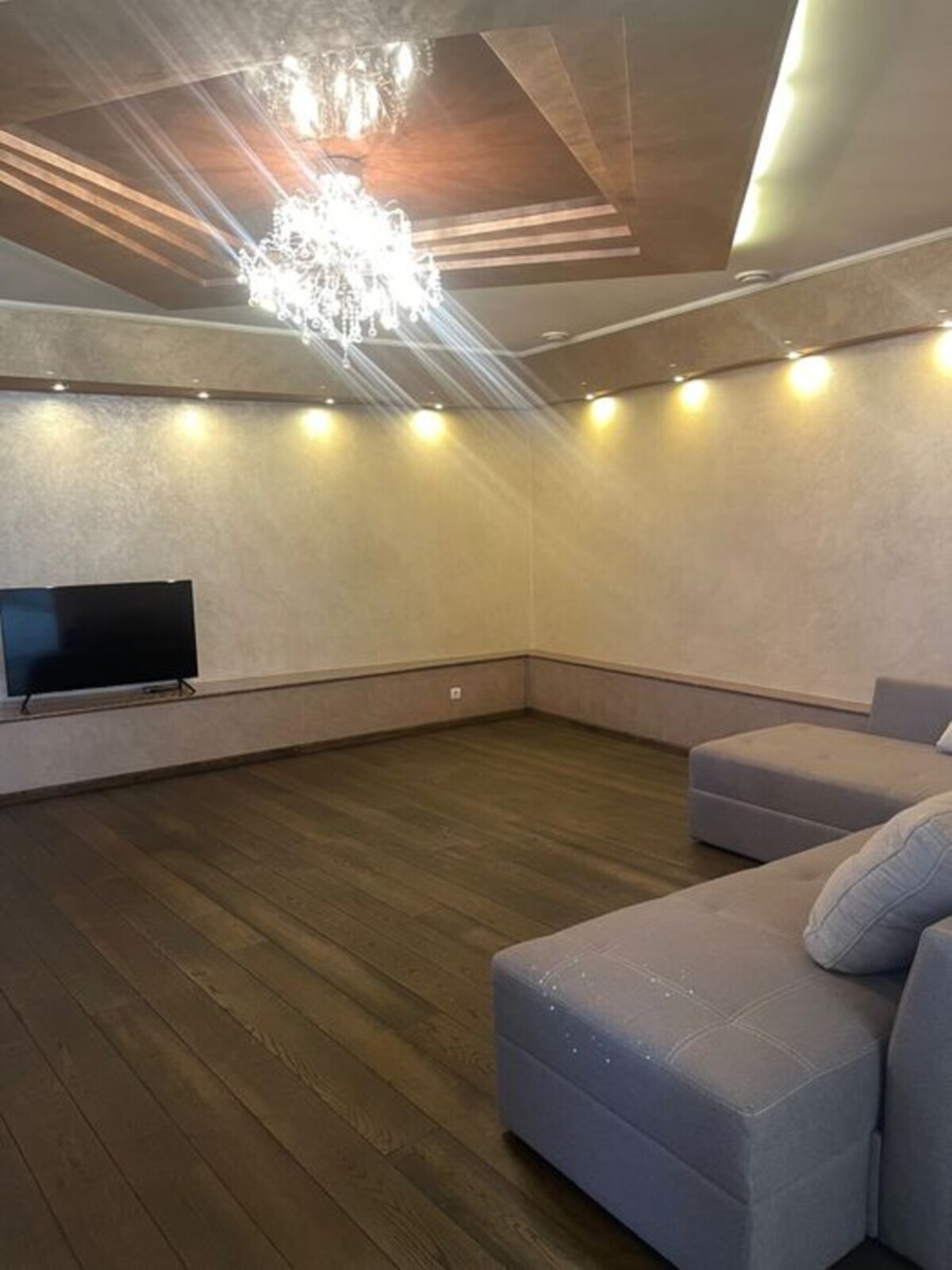 Здається квартира Закарпатська, Ужгород, Центр, Жупанатська фото 1 Здається квартира Закарпатська, Ужгород, Центр, Жупанатська фото 1