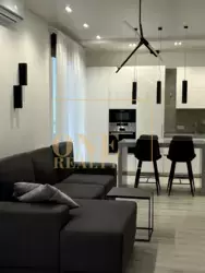 🏙   90 ² | ,    5