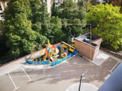 ������� 3-������� �������� � �� Richmond, �������� � � ������ ������������ �� ������-������� ���� 25