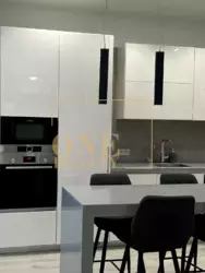 🏙   90 ² | ,    2