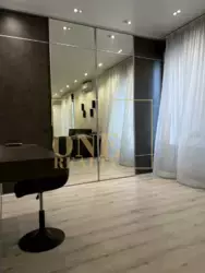 🏙   90 ² | ,    9