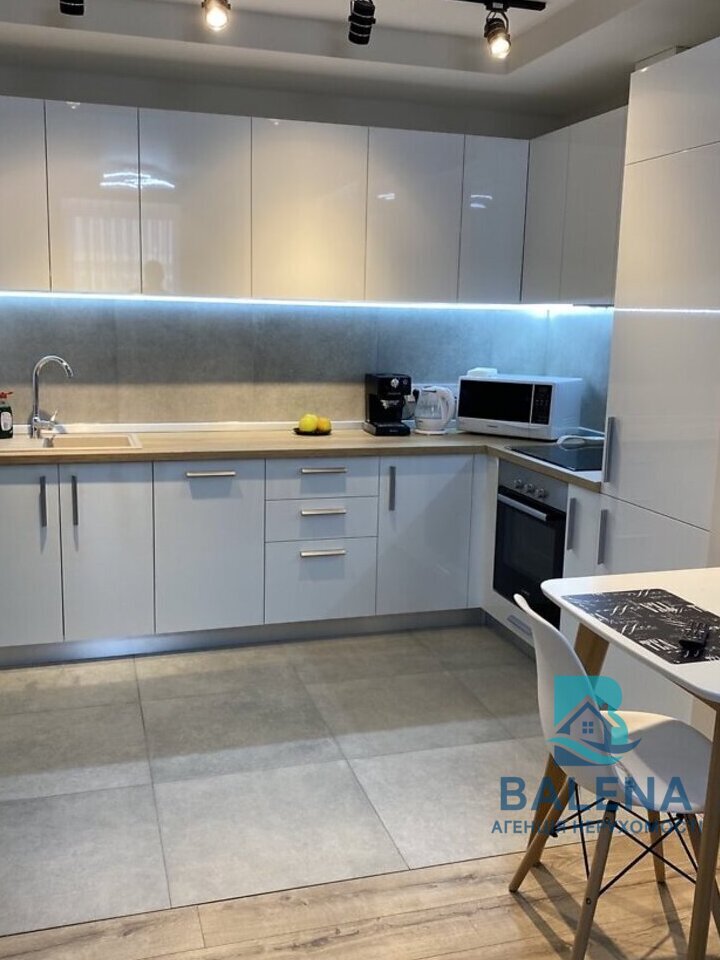 Солом'янський/Берестейська/бул. Вацлава Гавела, 6В фото 1 Солом'янський/Берестейська/бул. Вацлава Гавела, 6В фото 1