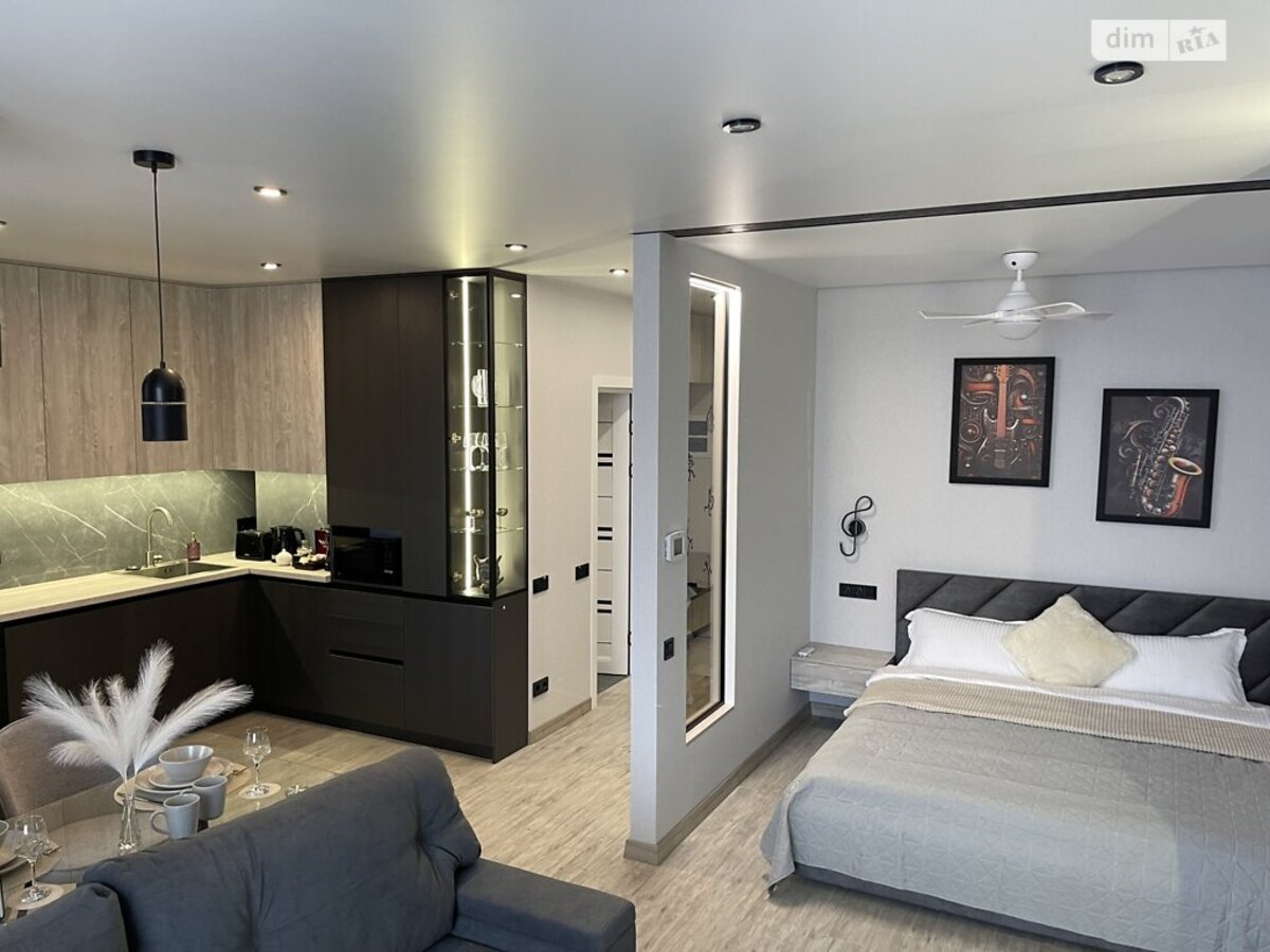 �������������/����������,24� ���� 1