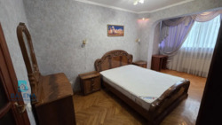 Святошинський/Борщагівка/вул. Кікабідзе,15 фото 1 Святошинський/Борщагівка/вул. Кікабідзе,15 фото 1