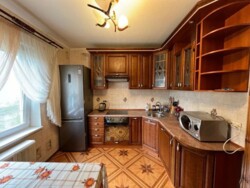 Перша здача 1к. квартири на вул.Драгоманова 8, Позняки. фото 2 Перша здача 1к. квартири на вул.Драгоманова 8, Позняки. фото 2