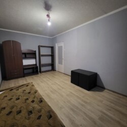 Оренда 1-ної квартири, 4й мікрорайон фото 2 Оренда 1-ної квартири, 4й мікрорайон фото 2