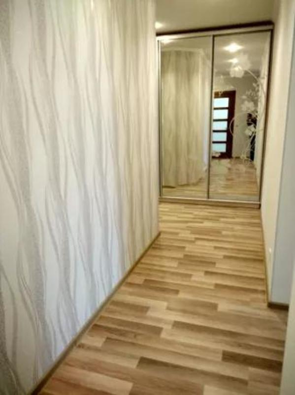 ���� � ������ 3-� ��������� �������� �-� ����� ������ � 11529928 ���� 1