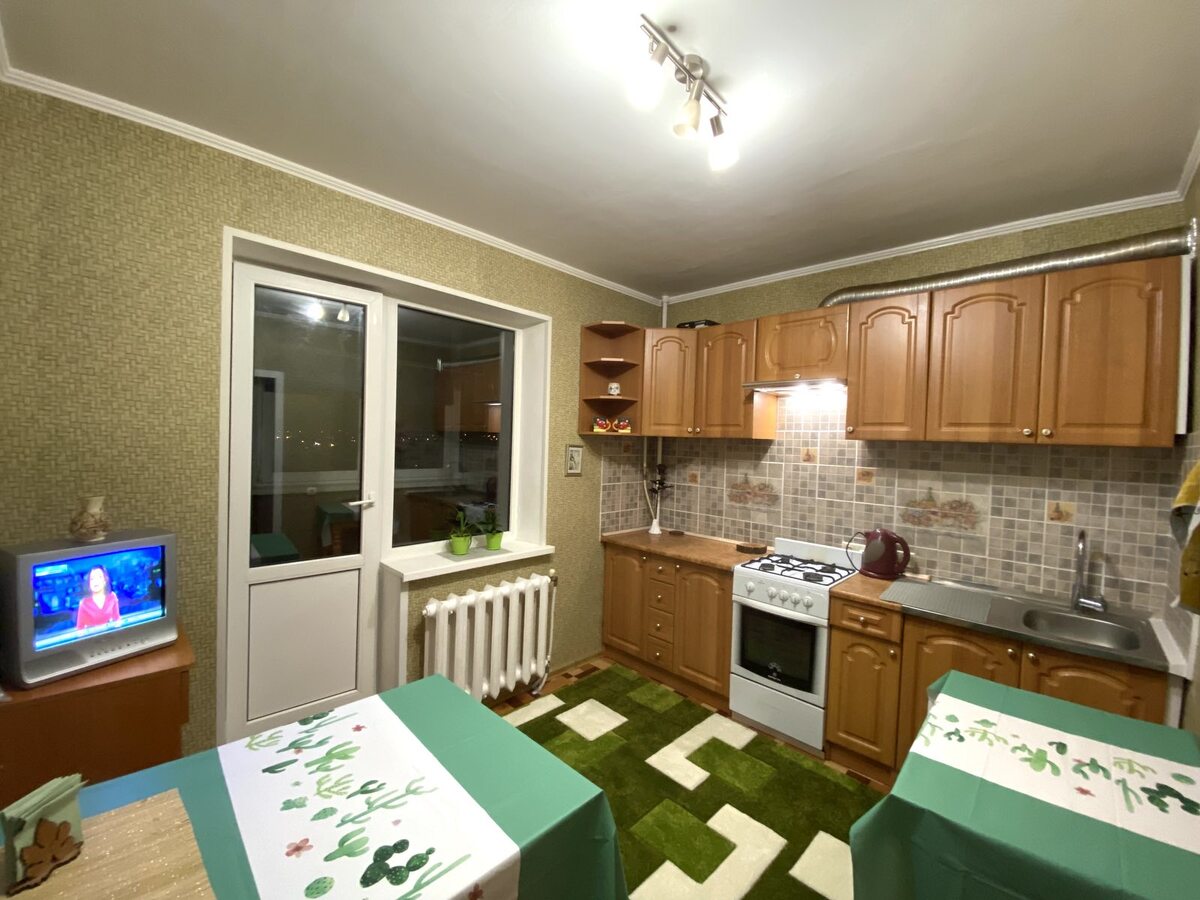 Однокімнатна квартира на Браїлках фото 1 Однокімнатна квартира на Браїлках фото 1