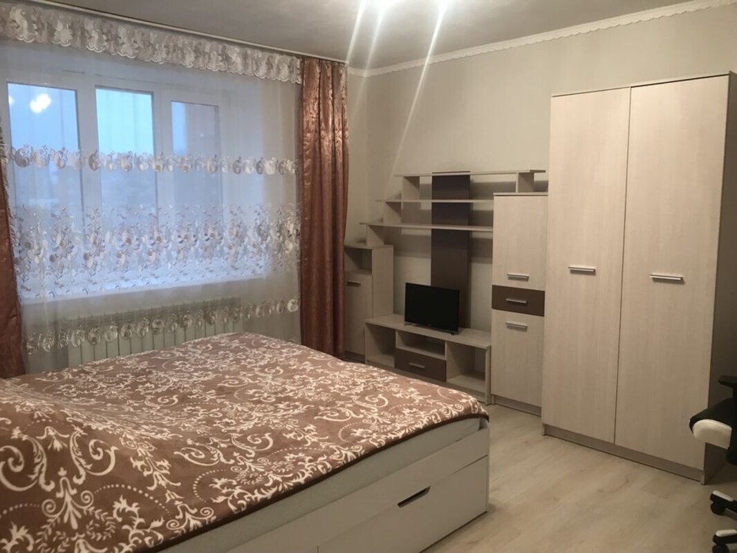 Сдам 1-к квартиру в Полтаве( р-н.Подол) фото 1 Сдам 1-к квартиру в Полтаве( р-н.Подол) фото 1