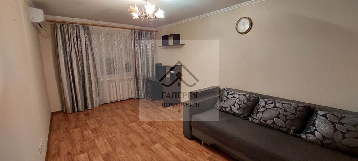 Аренда 2-х комнатной квартиры на Половках код №111532138 фото 1 Аренда 2-х комнатной квартиры на Половках код №111532138 фото 1