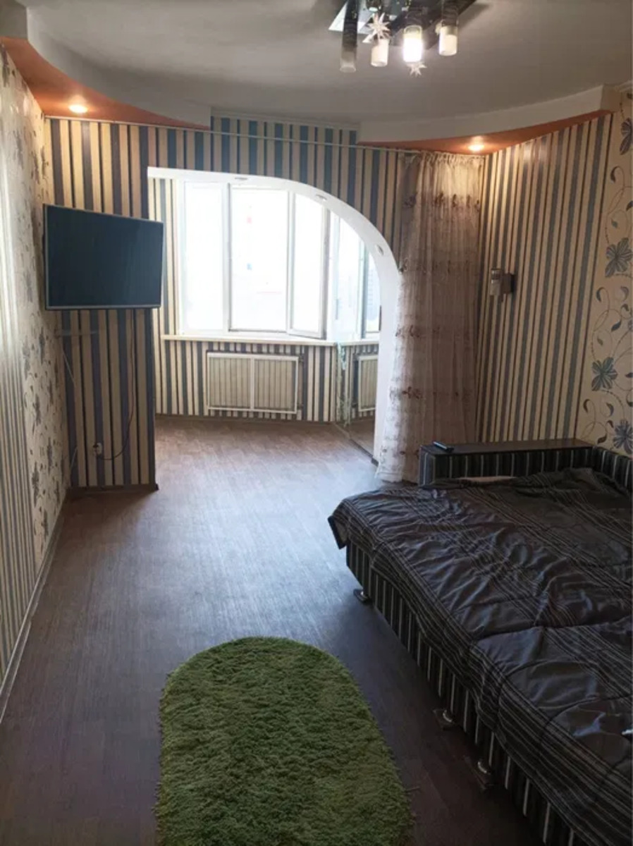 Оренда 2-х кімн квартири в районі Сади-2 код № 112-000-983 фото 1 Оренда 2-х кімн квартири в районі Сади-2 код № 112-000-983 фото 1