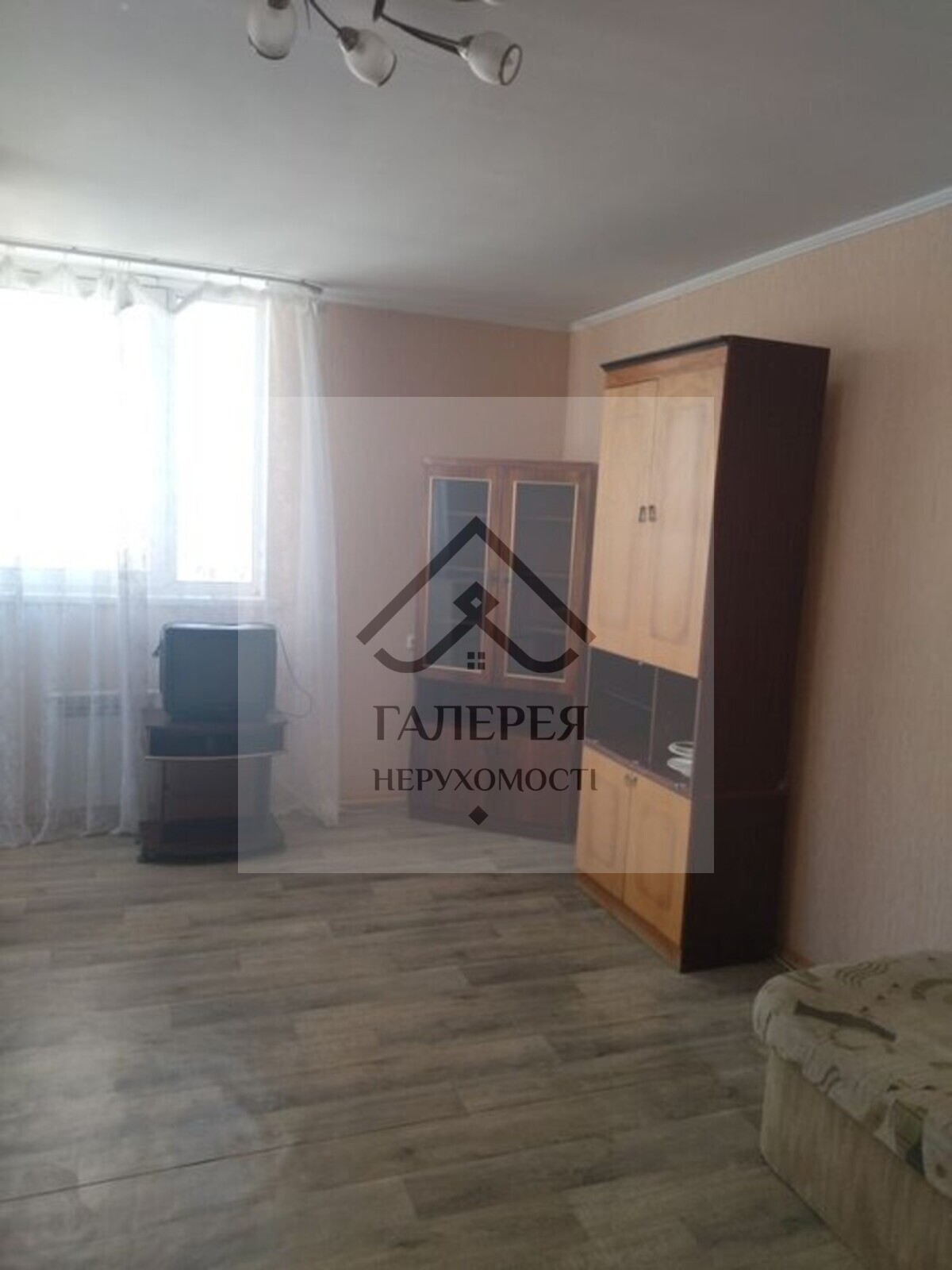 ������ �������� �� ����� ��� � 112-033-954 ���� 1