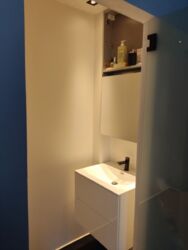 ������ �������� �� ����� ��� � 111-880-831 ���� 18