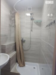  2-   -   111830232  7