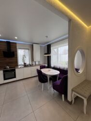 Сучасний Будинок біля Центру. фото 1 Сучасний Будинок біля Центру. фото 1