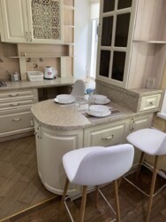 Сдам 2-х комнатную в центре. фото 1 Сдам 2-х комнатную в центре. фото 1