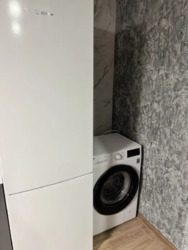 Здам в цетрі міста двох кімнатну квартиру з кухнею студією код № 111-947-579 фото 13 Здам в цетрі міста двох кімнатну квартиру з кухнею студією код № 111-947-579 фото 13