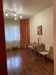 Сдам 3 комнатную дизайнерскую квартиру в центре Полтавы фото 4 Сдам 3 комнатную дизайнерскую квартиру в центре Полтавы фото 4