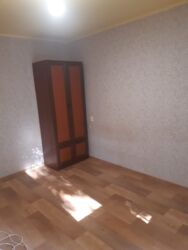  1     111-890-042  4