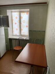 Сдам однокомнатную на Юровке ! 6 000 грн. фото 3 Сдам однокомнатную на Юровке ! 6 000 грн. фото 3