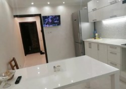  1-      111271370  2