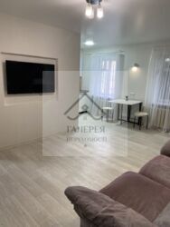 Здам двокімнатну квартиру в ЦЕНТРІ. р-н 5 школа фото 2 Здам двокімнатну квартиру в ЦЕНТРІ. р-н 5 школа фото 2