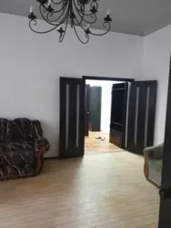  3-  .   , ,  80 .   111-793-561  6