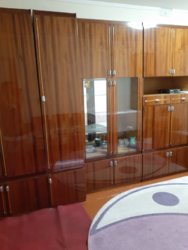  1-   .  111256972  7