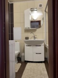  1-      111286833  8