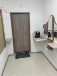  3-         111-925-702  12