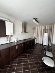 Оренда 1 кімнатної квартири студії на Подолі фото 4 Оренда 1 кімнатної квартири студії на Подолі фото 4